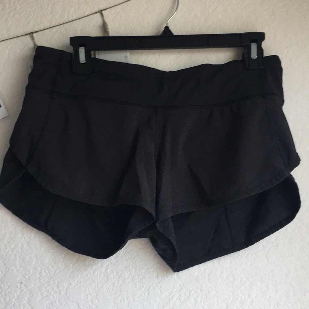 Lululemon speed shorts size 6